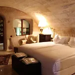 Отель Ccr Cappadocia Cave &spa Eskiomerler
